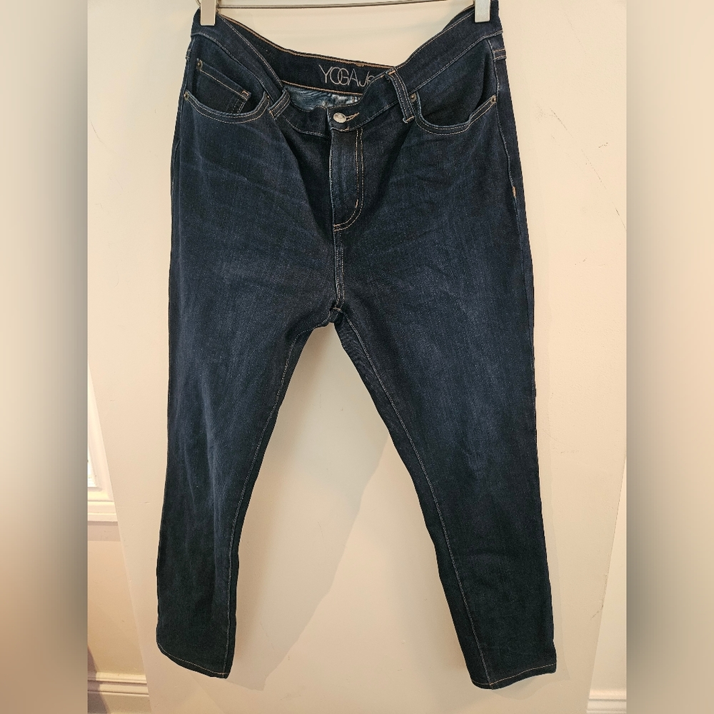 YOGAJEANS Rachael skinny. Size 31
